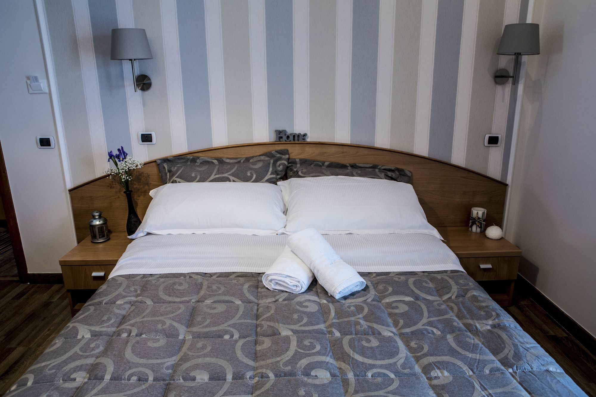 St Peter Bed In Rome Hotel Exterior photo
